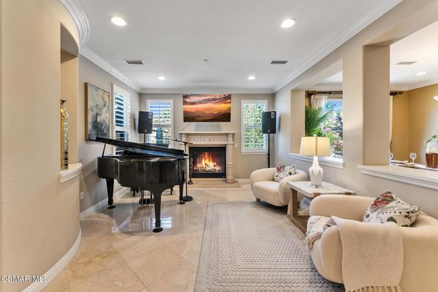3936 Eagle Flight Drive, Simi Valley, CA 93065