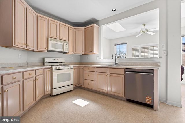 1504 IRON HORSE CT, Downingtown, PA 19335