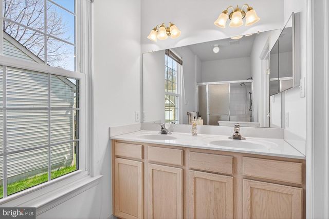 1504 IRON HORSE CT, Downingtown, PA 19335
