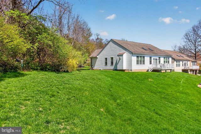 1504 IRON HORSE CT, Downingtown, PA 19335