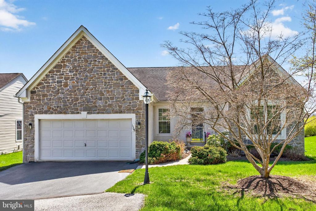 1504 IRON HORSE CT, Downingtown, PA 19335