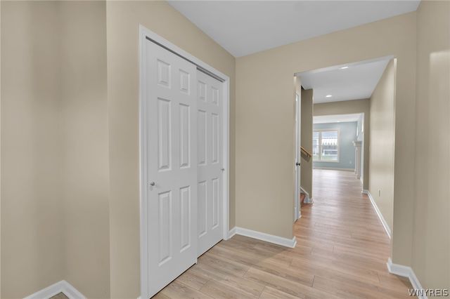 902 Carriage Lane, West Seneca, NY 14224