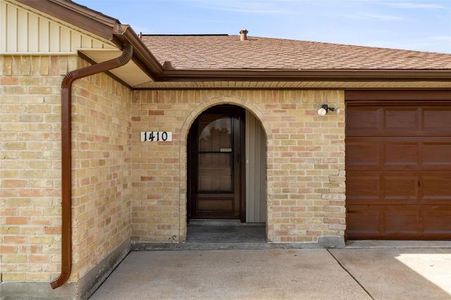 1410 Pi Circle, Pasadena, TX 77504