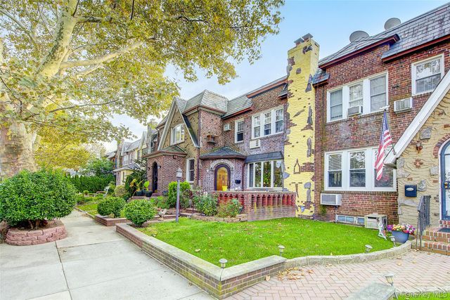 64-66 84th Place, Middle Village, NY 11379