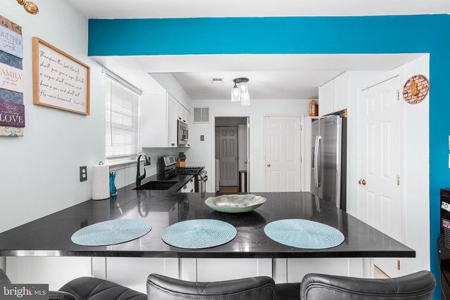 26 ANDREA DR, Columbus, NJ 08022