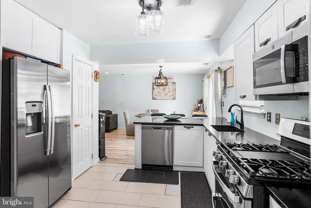 26 ANDREA DR, Columbus, NJ 08022