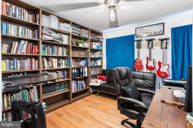 26 ANDREA DR, Columbus, NJ 08022