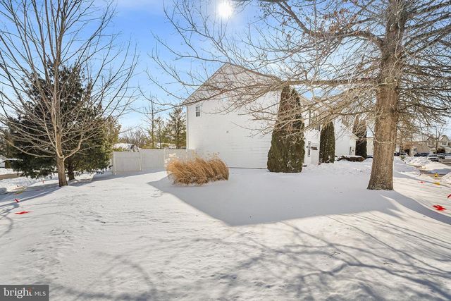 26 ANDREA DR, Columbus, NJ 08022