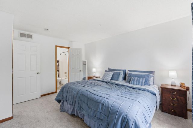 16800 Glencoe Avenue, Lakeville, MN 55044