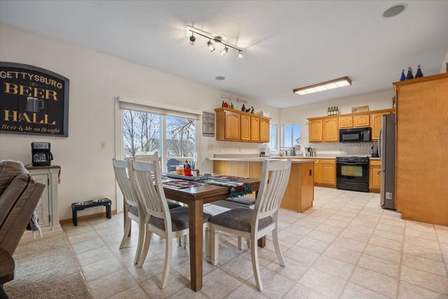 4585 Houck Drive, Pleasant Hill, IA 50327