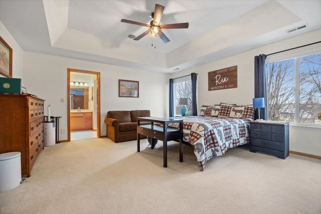 4585 Houck Drive, Pleasant Hill, IA 50327