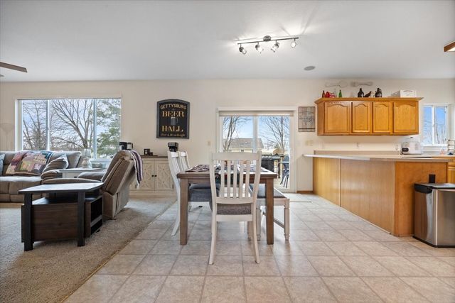 4585 Houck Drive, Pleasant Hill, IA 50327