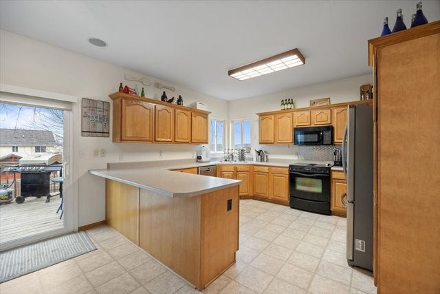 4585 Houck Drive, Pleasant Hill, IA 50327