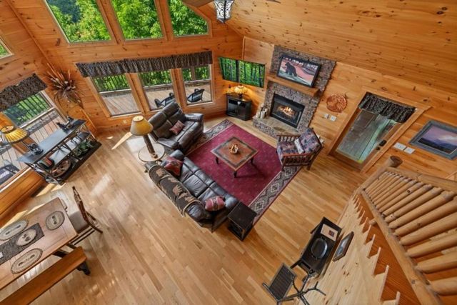 58 Overlook Way, Blue Ridge, GA 30513