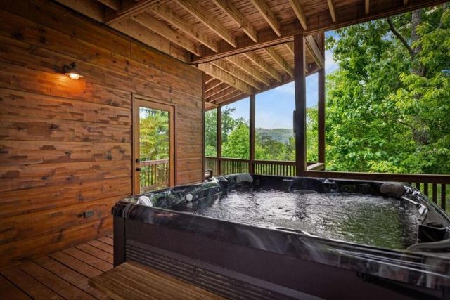 58 Overlook Way, Blue Ridge, GA 30513