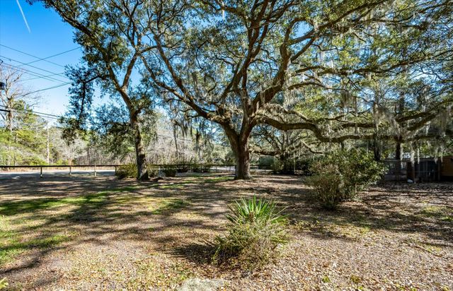 7967 Highway 162, Hollywood, SC 29449