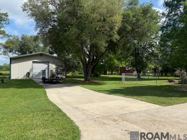 62480 Belleview Rd, Plaquemine, LA 70764