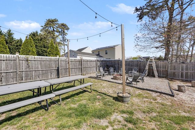 8 AVALON AVE., Barnegat, NJ 08005