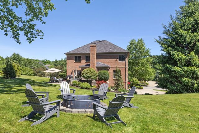 112 Middleground Place, Cranberry Twp, PA 16066