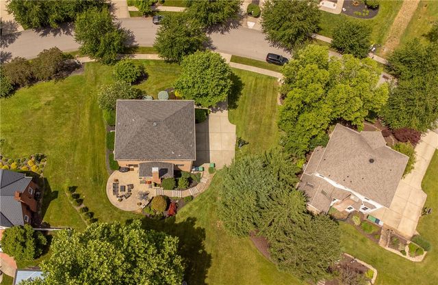 112 Middleground Place, Cranberry Twp, PA 16066