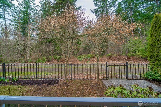 14714 Knoll Park Court E, Bonney Lake, WA 98391