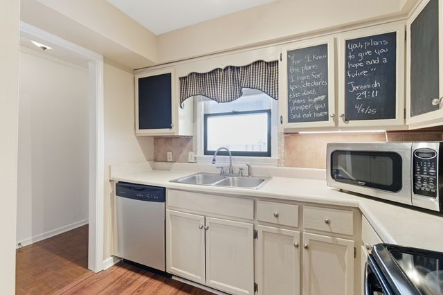 208 Westfield Dr, Nashville, TN 37221