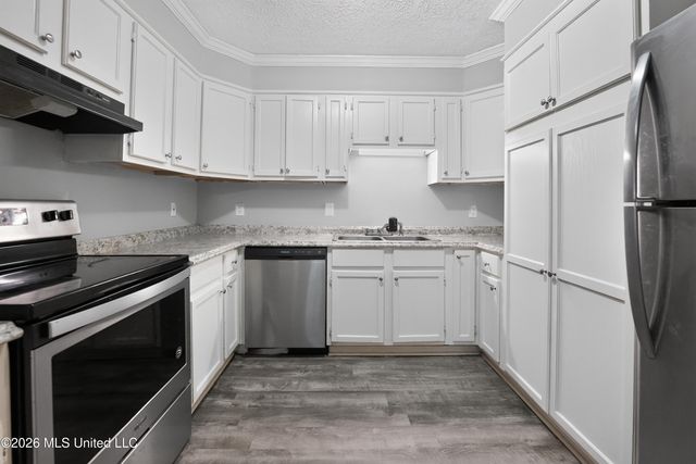 5638 Dogwood Trail, Jackson, MS 39212