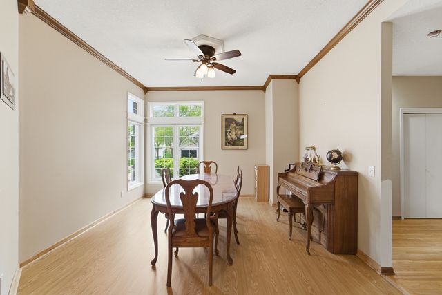 13556 VILLAGE Court, Clive, IA 50325