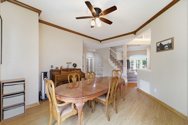 13556 VILLAGE Court, Clive, IA 50325