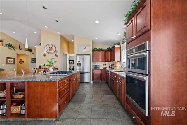 4609 N Mountain View Drive, Boise, ID 83704