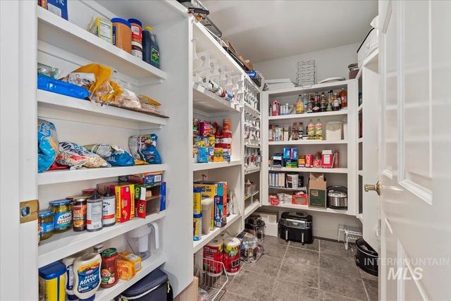 4609 N Mountain View Drive, Boise, ID 83704