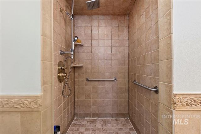 4609 N Mountain View Drive, Boise, ID 83704