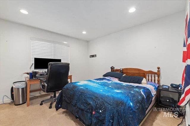 4609 N Mountain View Drive, Boise, ID 83704