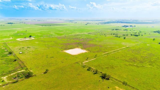 00 Cr 307, Louise, TX 77437