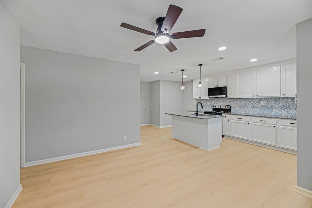 6416 Ava Court Drive, Fort Worth, TX 76112 — photo 5