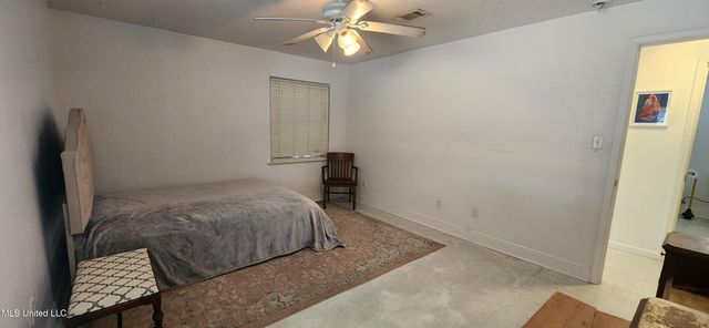 2100 Lafitte Street, Ocean Springs, MS 39564