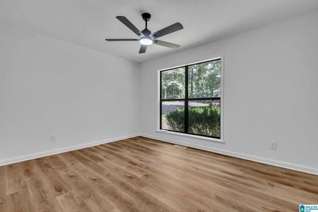 855 VALLEY TRAIL, Warrior, AL 35180
