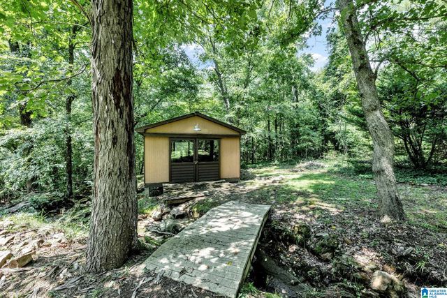 855 VALLEY TRAIL, Warrior, AL 35180