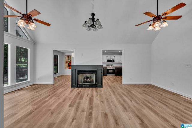855 VALLEY TRAIL, Warrior, AL 35180