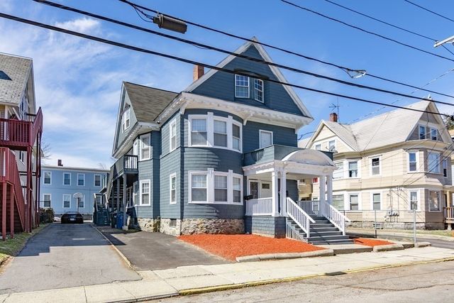 296 Ames 2F, Lawrence, MA 01841