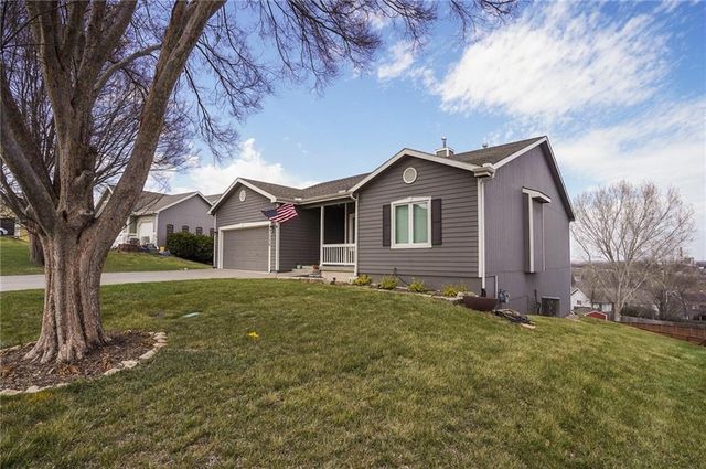 3528 Tillerman Drive, Lawrence, KS 66049