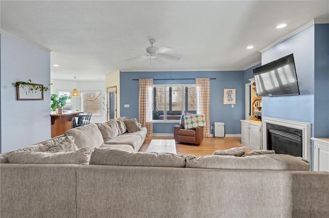 3528 Tillerman Drive, Lawrence, KS 66049