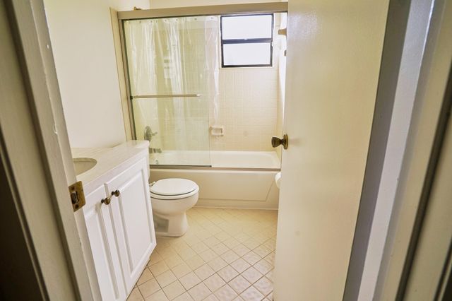 3325 Cocoplum Cir 3303, Coconut Creek, FL 33063