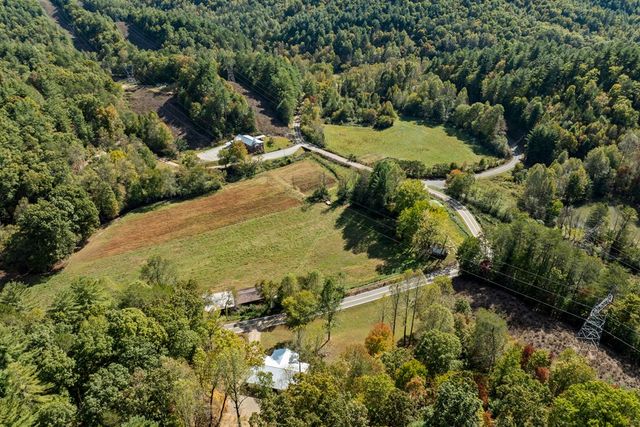 21136 Joe Brown Hwy, Murphy, NC 28906