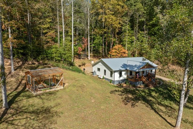 21136 Joe Brown Hwy, Murphy, NC 28906