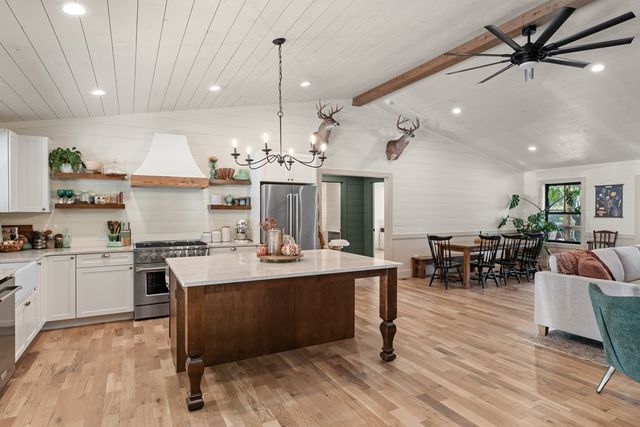 21136 Joe Brown Hwy, Murphy, NC 28906