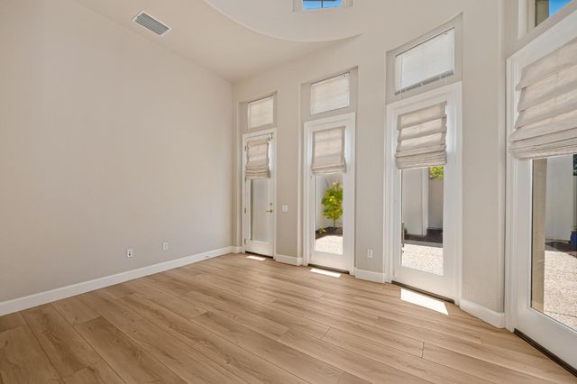 714 Canyon Oak Ln, Lincoln, CA 95648