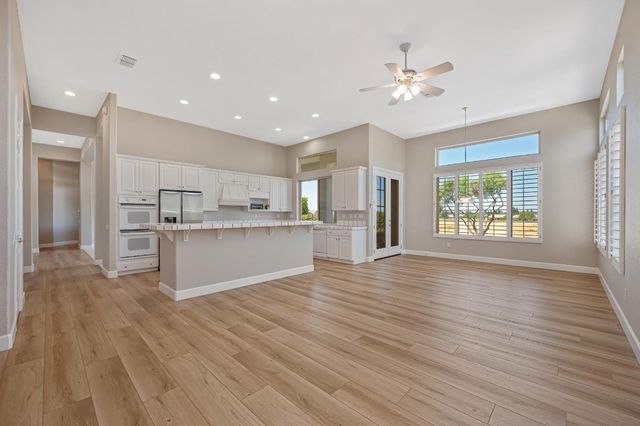 714 Canyon Oak Ln, Lincoln, CA 95648