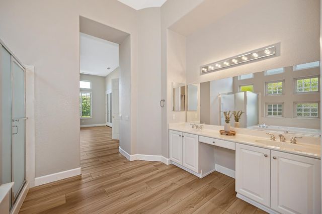 714 Canyon Oak Ln, Lincoln, CA 95648