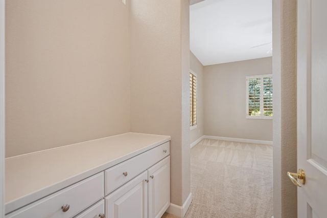 714 Canyon Oak Ln, Lincoln, CA 95648